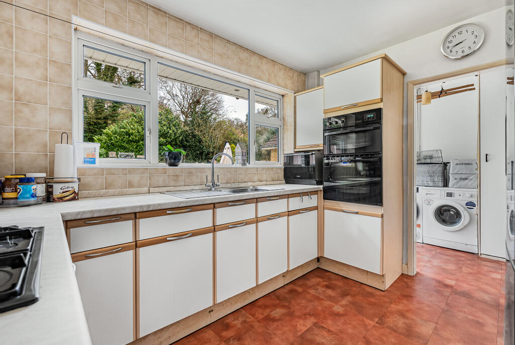 Additional image 18 of Roundabout Lane, Welwyn, Welwyn, AL6