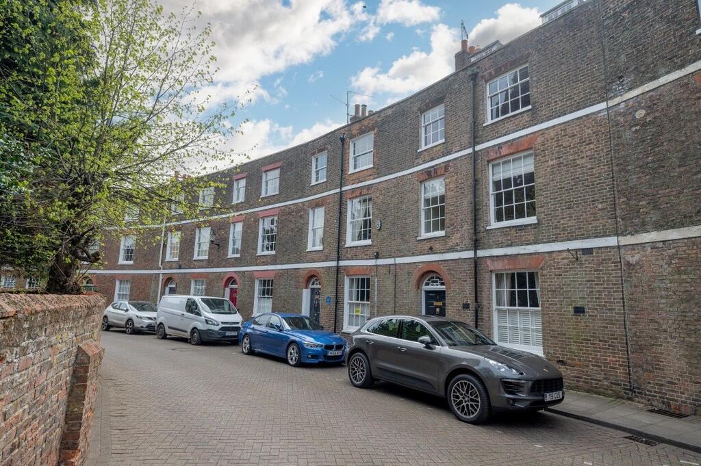 4-bed other on The Crescent, Wisbech, £400,000