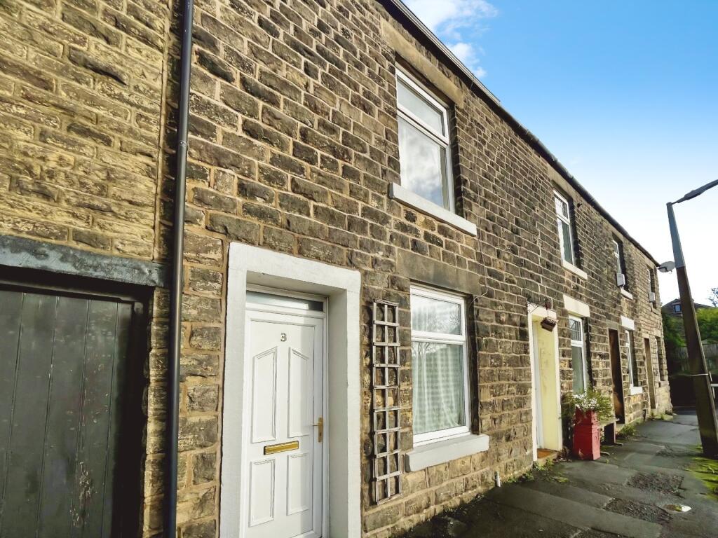 Main image of property: Old Hall Square, Hadfield, Glossop, Derbyshire, SK13