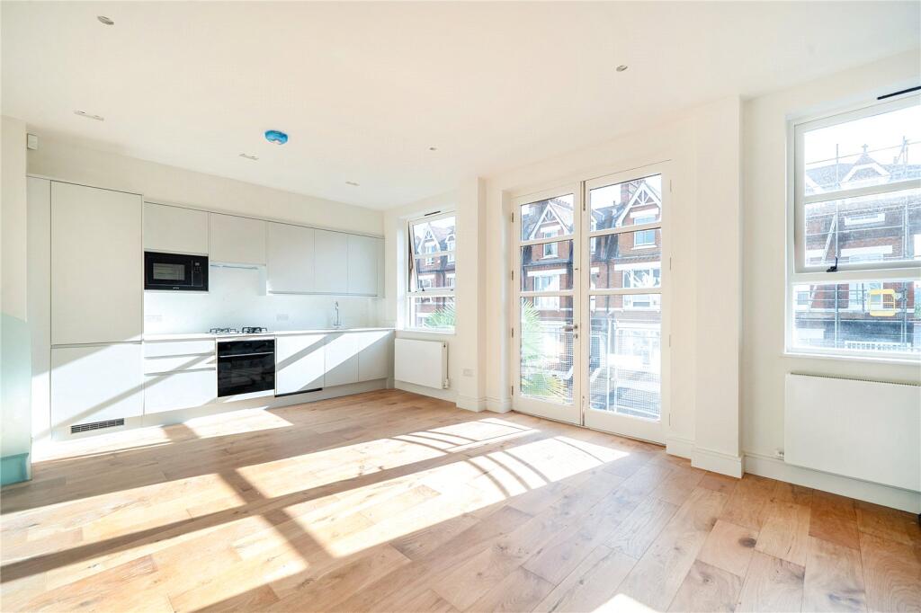House in London, Belsize Park - View 2