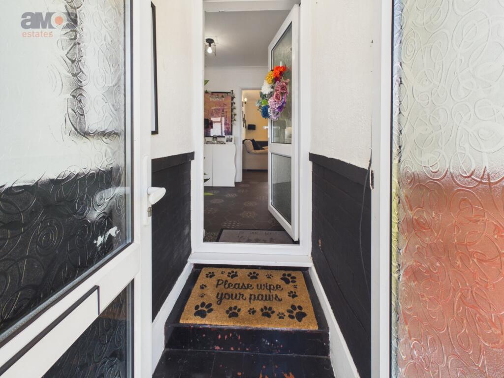House in Rochford, Hockley - View 3