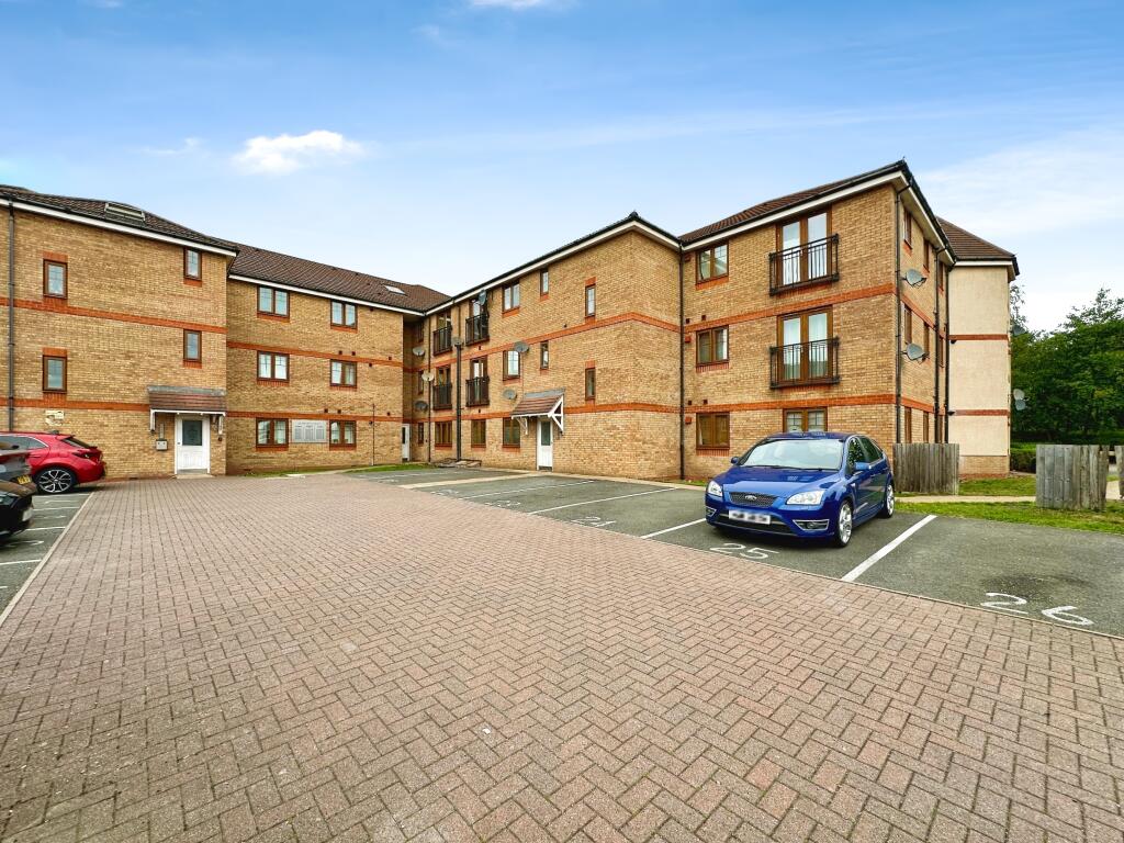 1-bed flat on 32 Oberon Grove, Wednesbury, Wednesbury, WS10, £85,000