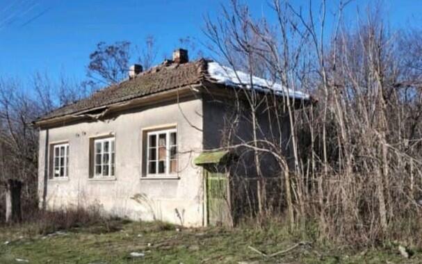 Main image of property: Mokresh, Montana