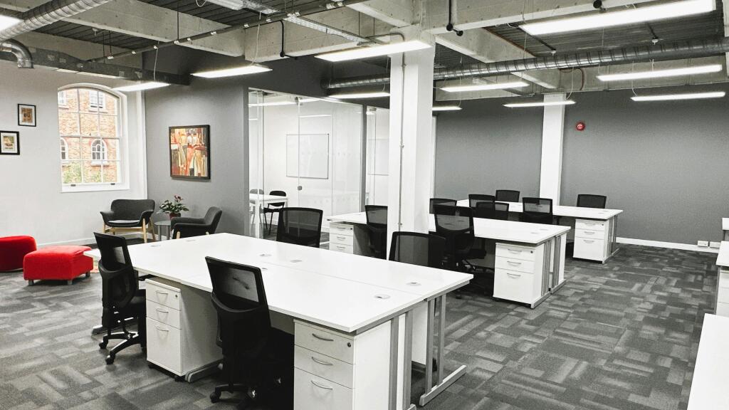 2 Bath Place London EC2A 3dr suite 22_1.jpg