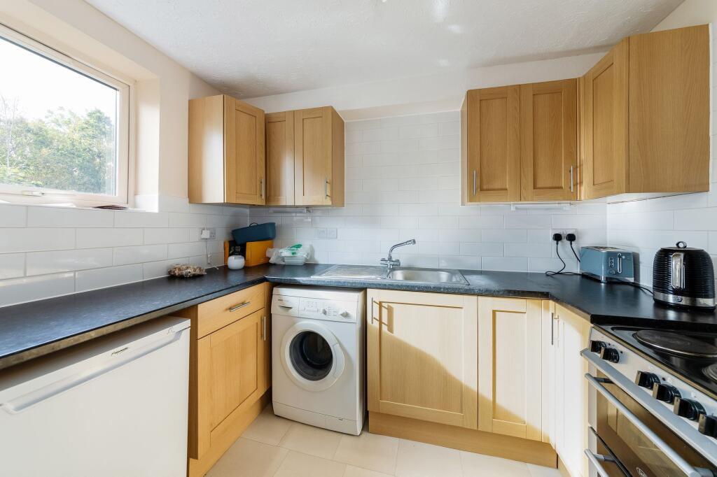 Apartment in Vale of White Horse, Long Furlong, Abingdon on Thames - View 2