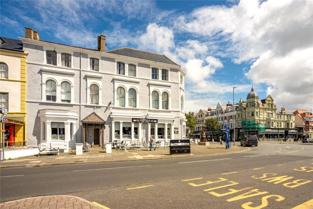 Studio terraced on Vaughan Street, Llandudno, Conwy, LL30, £1,250,000