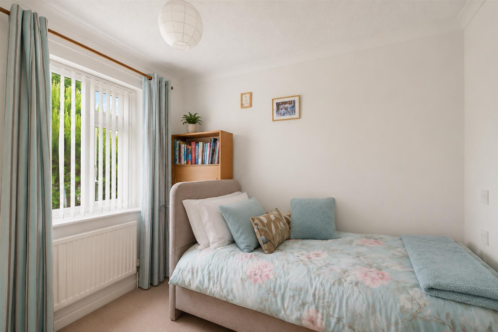 House in Nottingham, Toton - View 5
