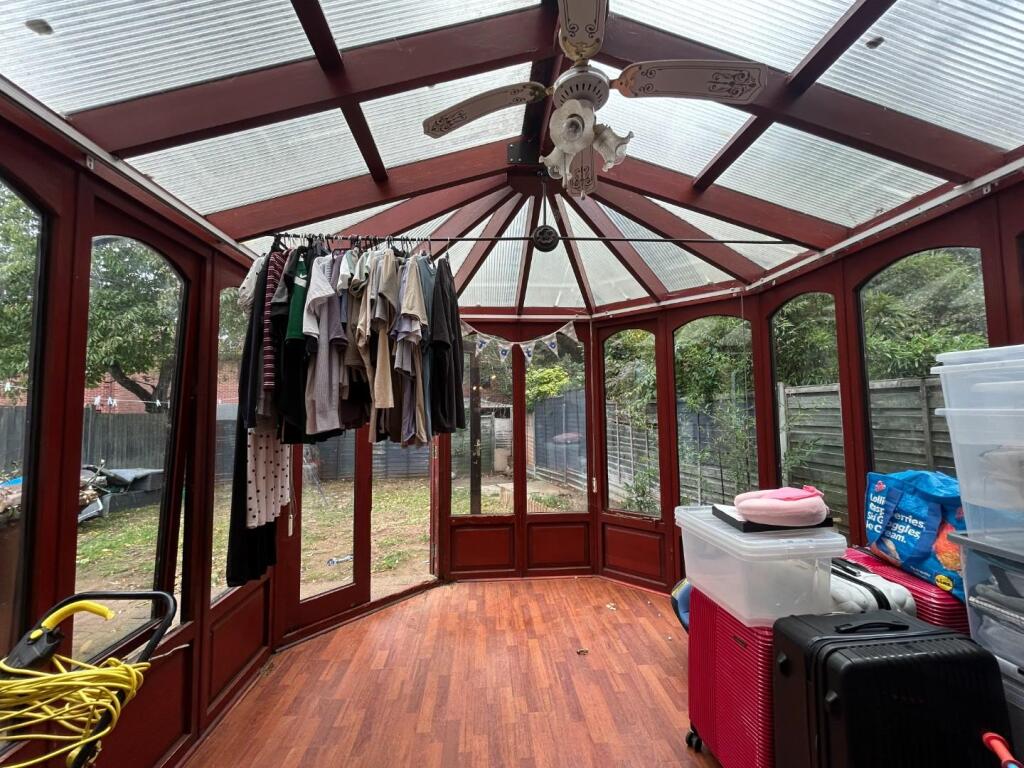 House in Northampton, East Hunsbury - View 5