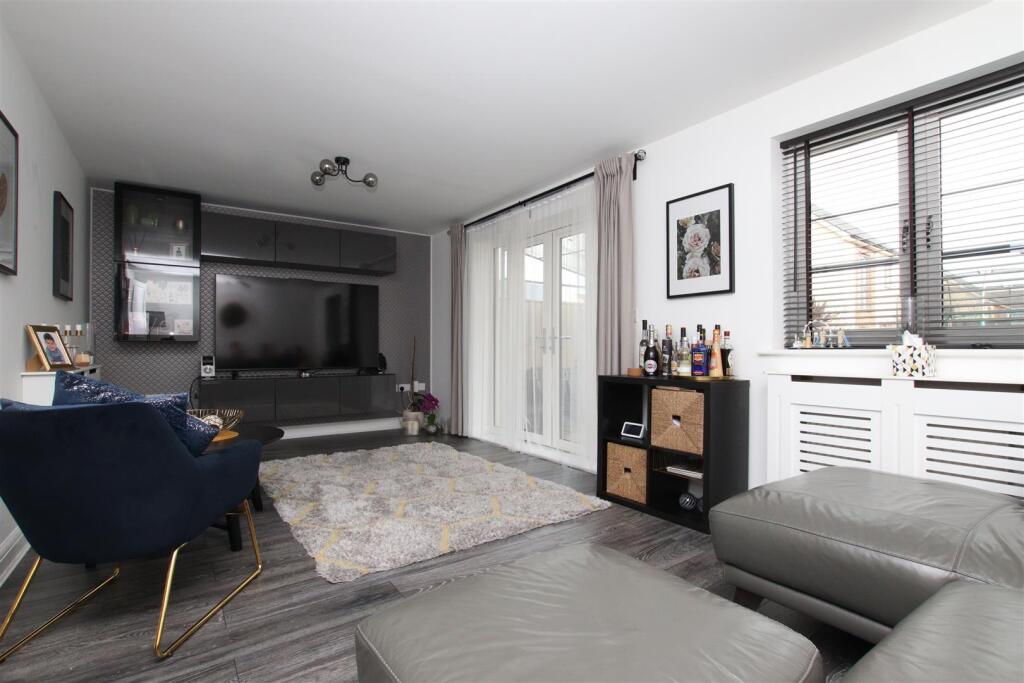 Cobley Court, Pinhoe, Exeter - 75% Shared Ownership photo 3