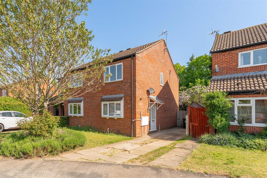 Main image of property: Valletta Way, Wellesbourne