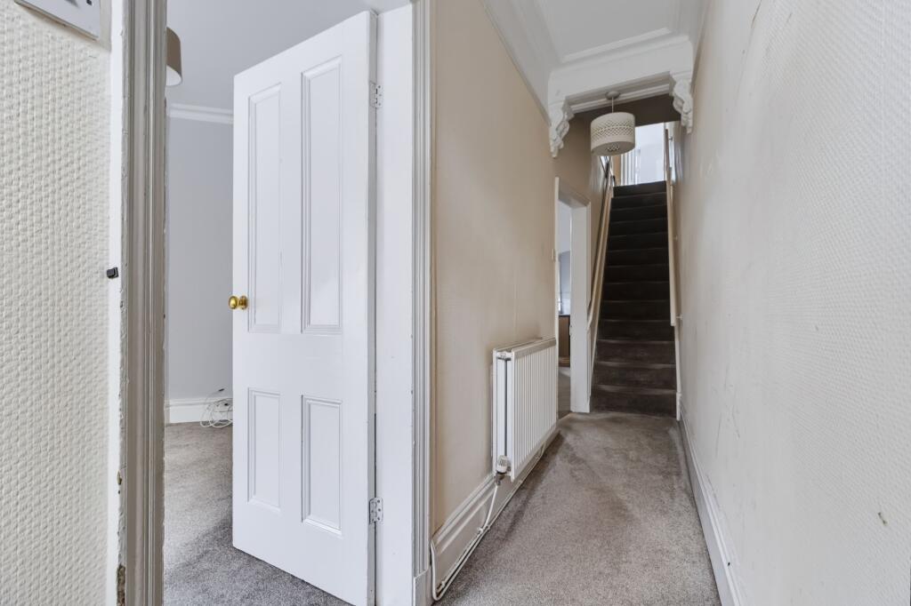 House in Warrington, Stockton Heath - More