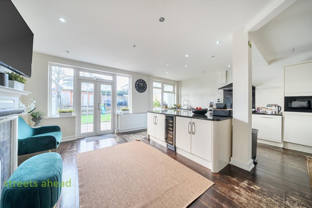 Lancaster Road, London, SE25 photo 2