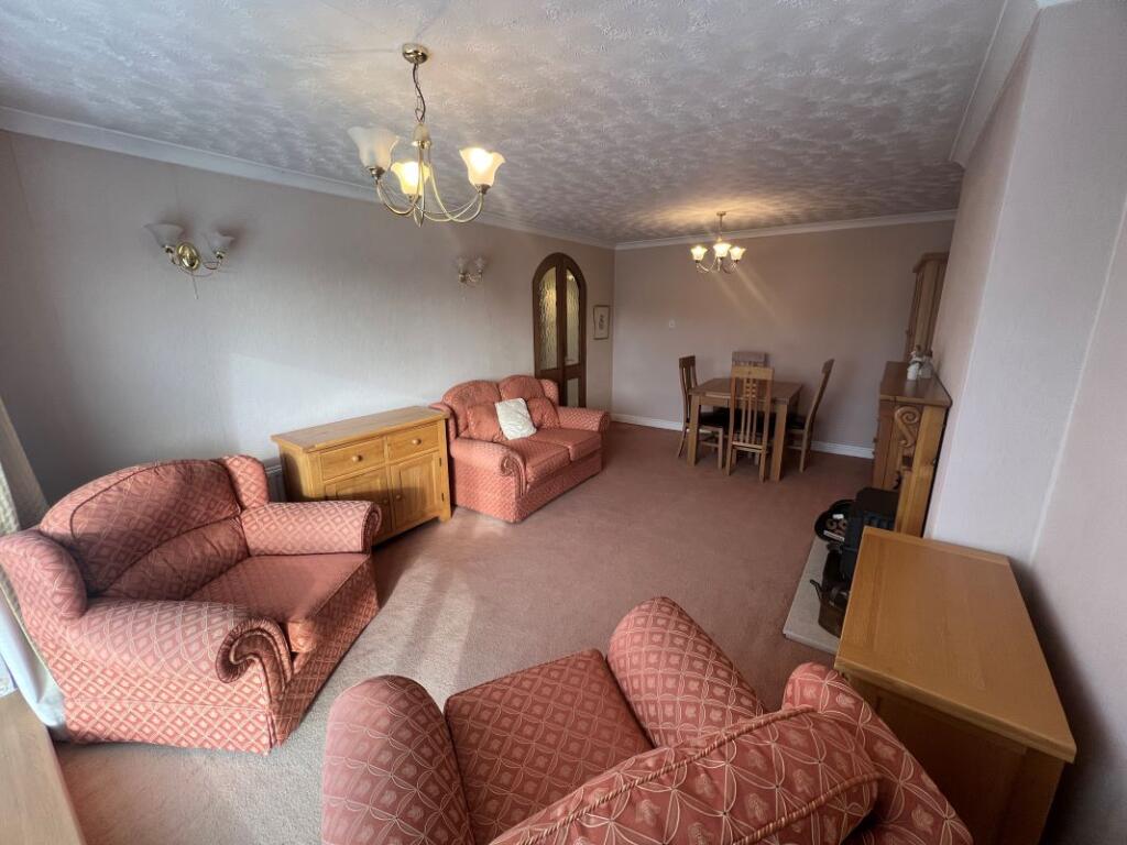 60 Redwood Road, Kinver, Stourbridge, DY7 6JF photo 3