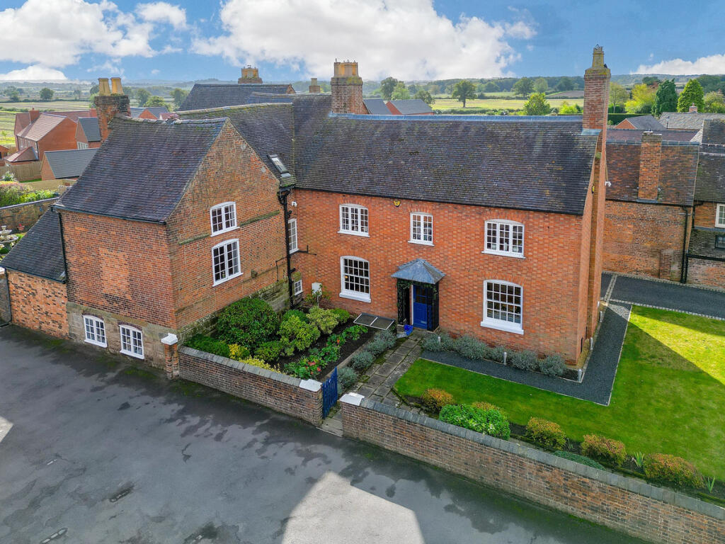 Main Road Newton Regis, Warwickshire, B79 0NA