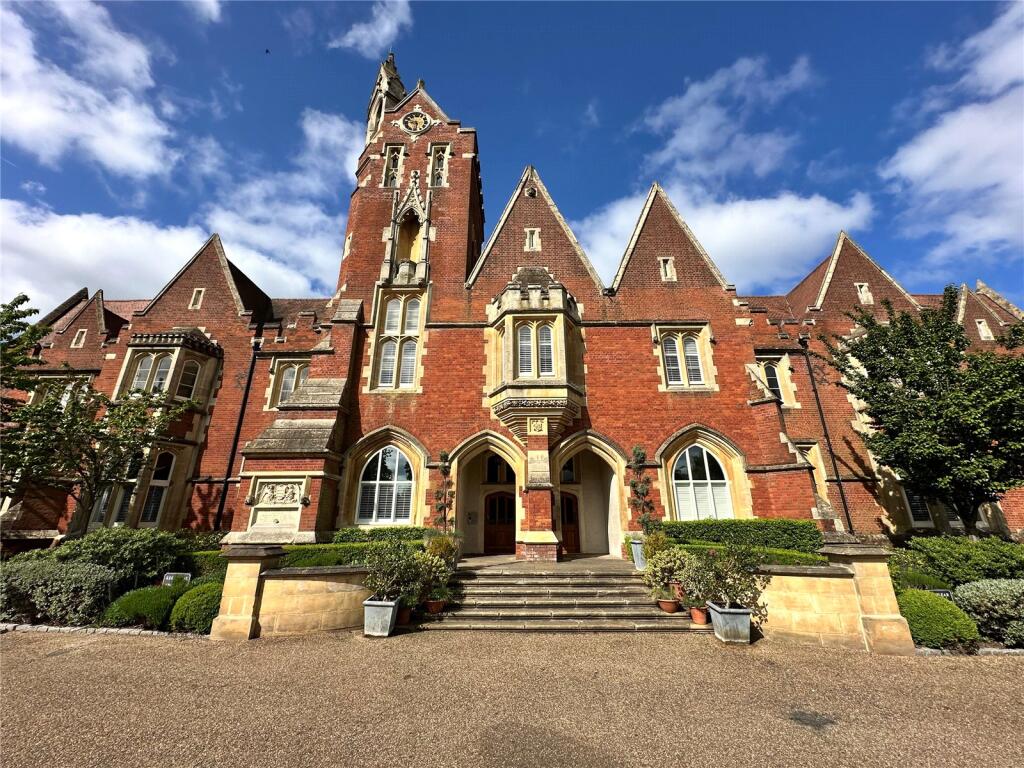 Main image of property: The Galleries, Warley, Brentwood, Essex