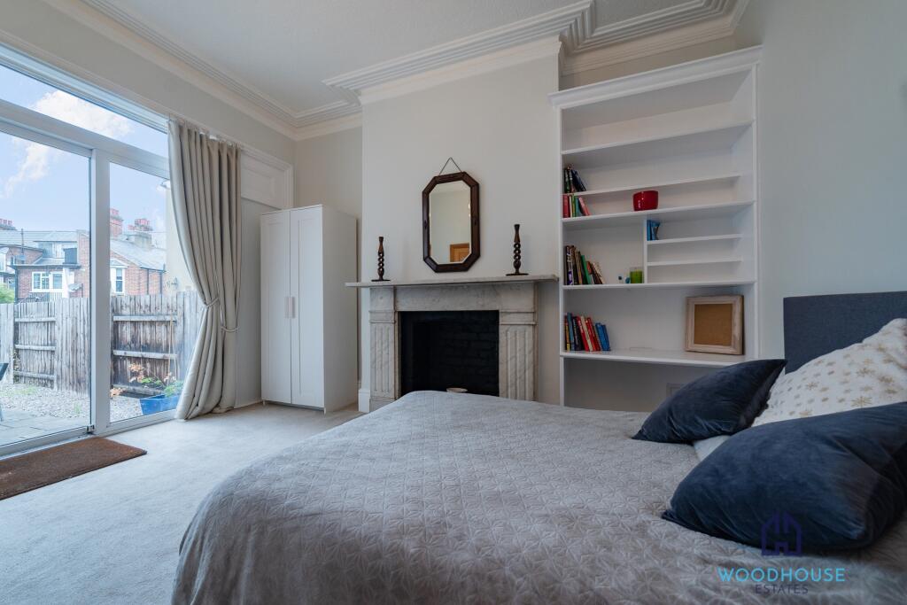 Apartment in London, Willesden Green, Cricklewood - More