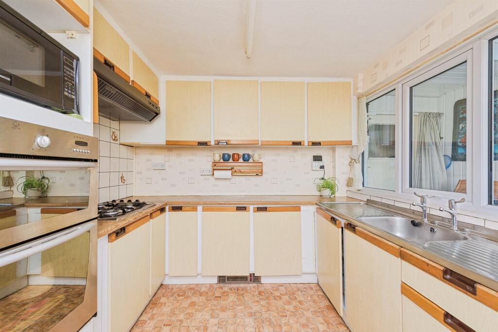 Additional image 5 of Hollyfield Road, Sutton Coldfield