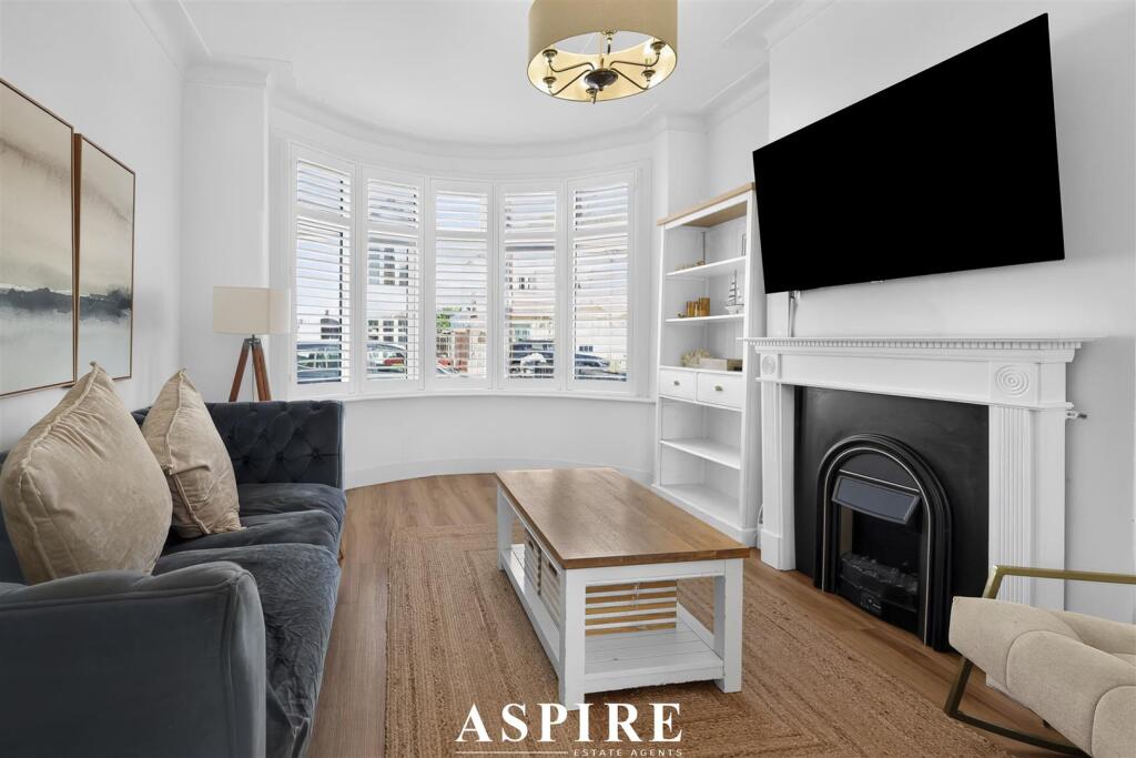 House in Southend-on-Sea, Essex - View 3