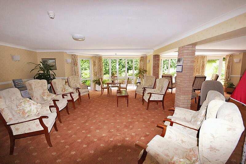 Apartment in Bournemouth - View 3