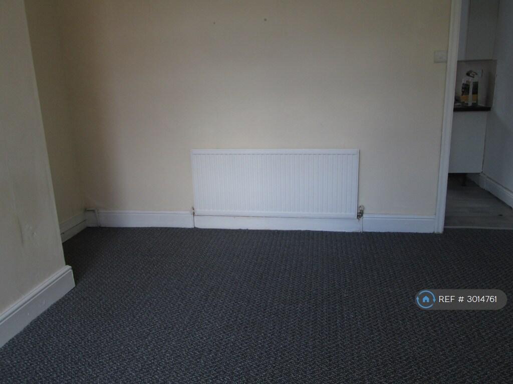 House in Bolton - View 3