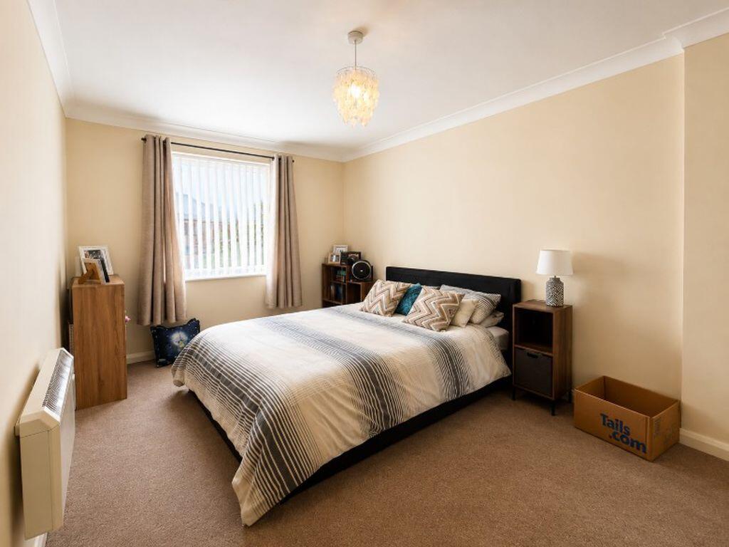 Apartment in Portsmouth - View 5