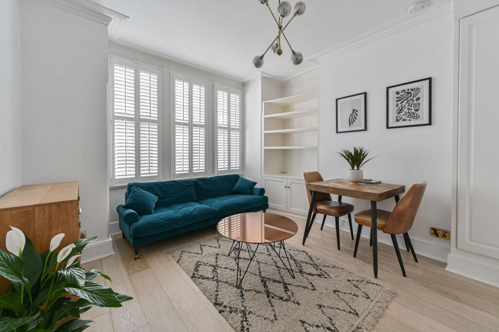 Apartment in London - View 4