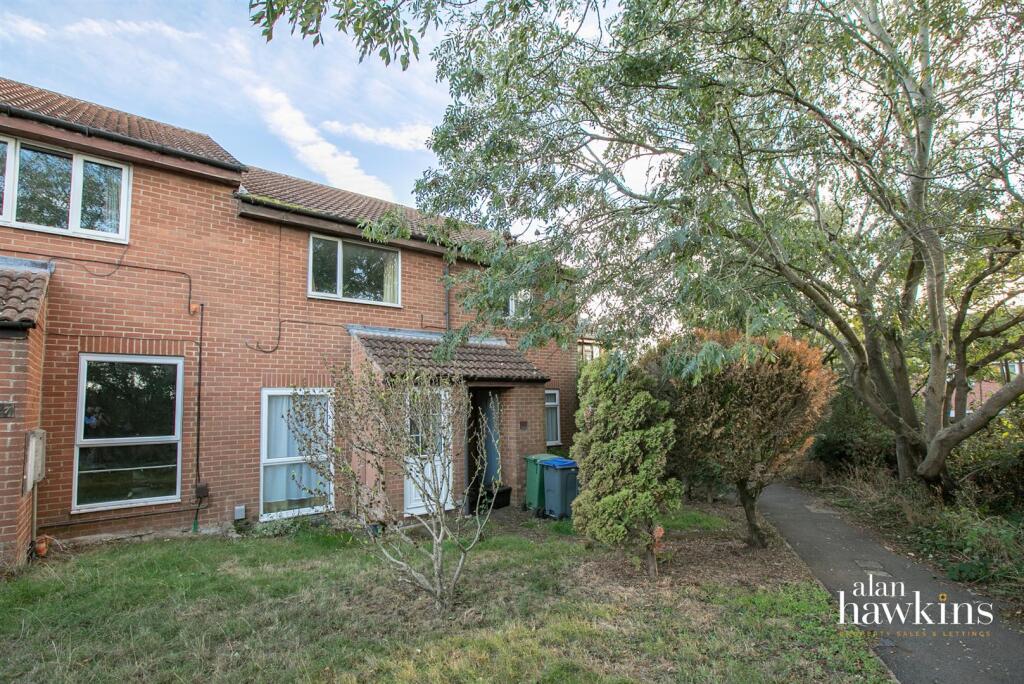 Main image of property: Farne Way, Royal Wootton Bassett