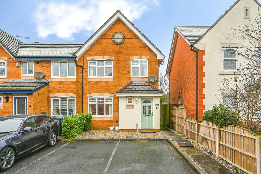 Main image of property: Parkside Avenue, Skelmersdale, Lancashire, WN8