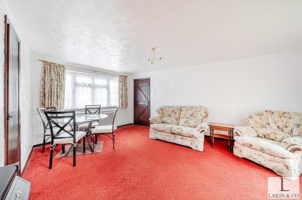 Ivy House Cottages, Ickenham, UB10 photo 3