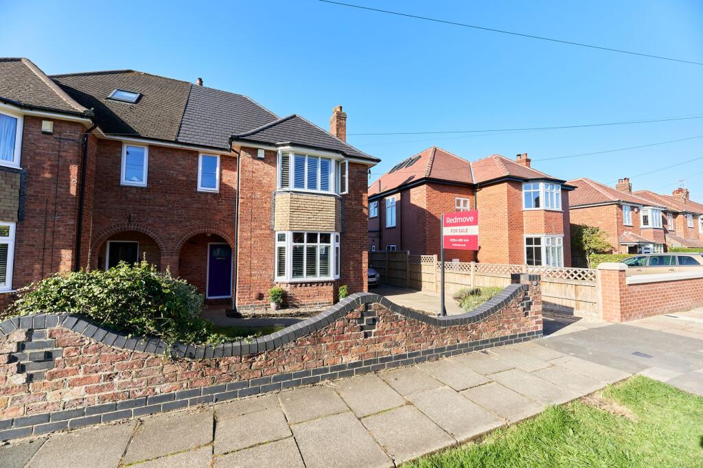 3-bed semi-detached on Woodlands Grove, York, YO31, £500,000