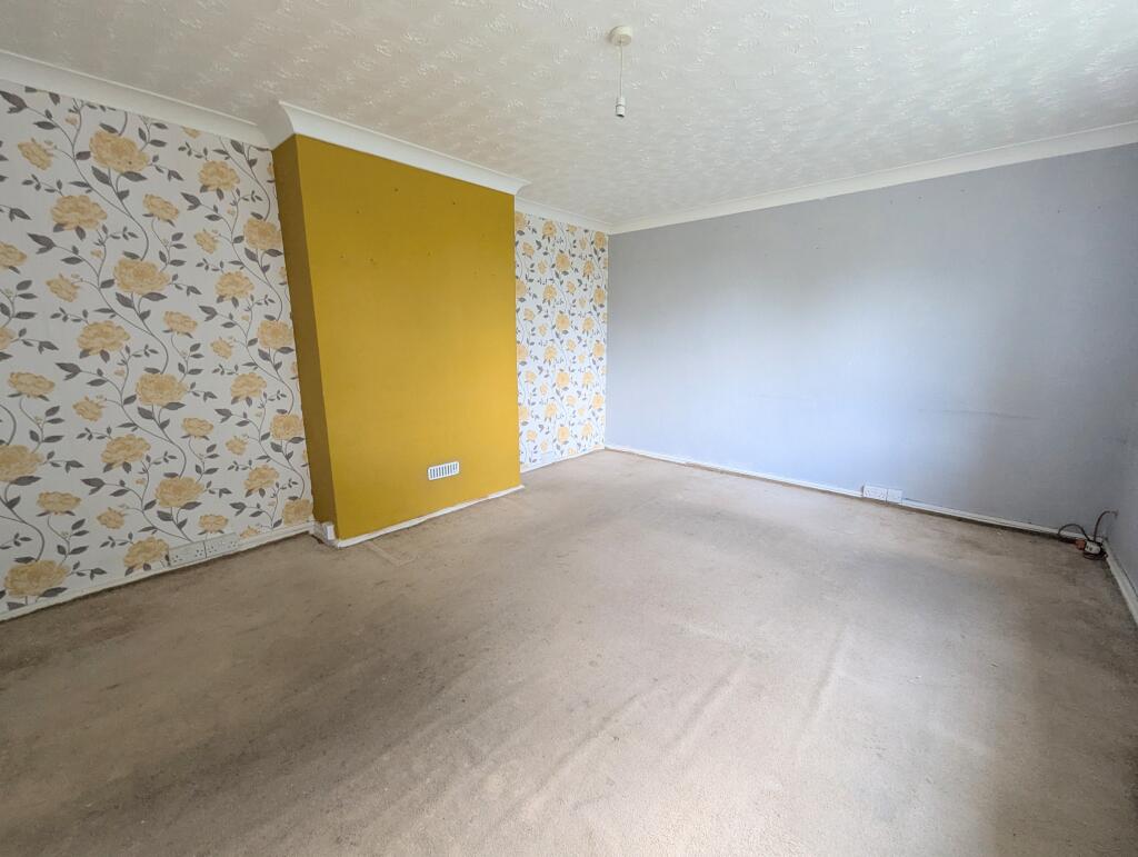 Additional image 2 of 57 Thurlocks, Tintinhull, Yeovil, Somerset BA22 8QE