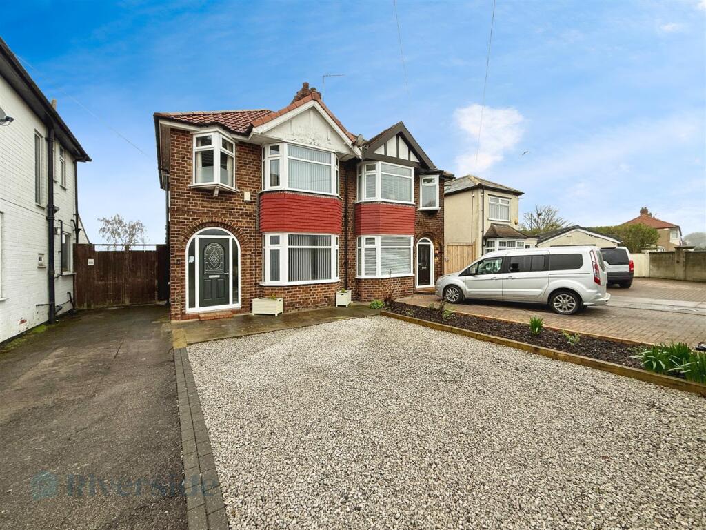 Main image of property: Wold Road, Hull