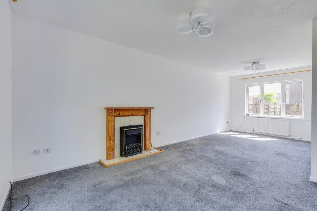 Heol Y Frenhines, Southra Park, Dinas Powys, Vale of Glamorgan. CF64 4UE photo 4