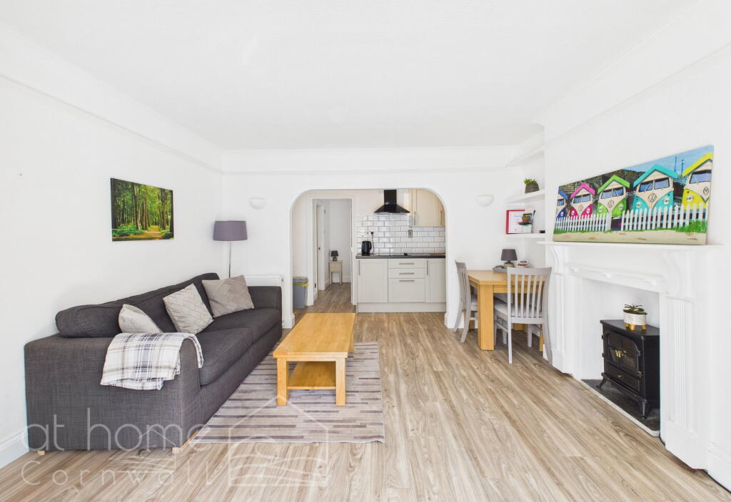Main image of property: Wadebridge, PL27 - Ground Floor Apartment – Sought-After Wadebridge Location!
