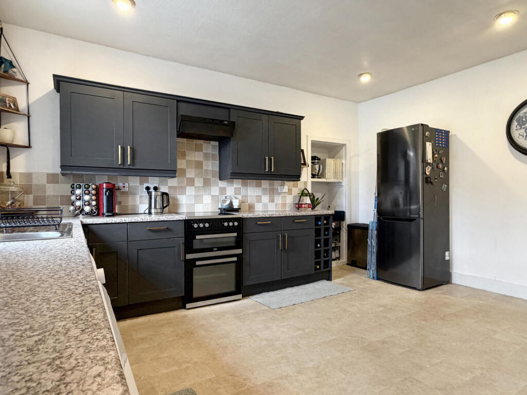 Apartment in Inverness - View 4