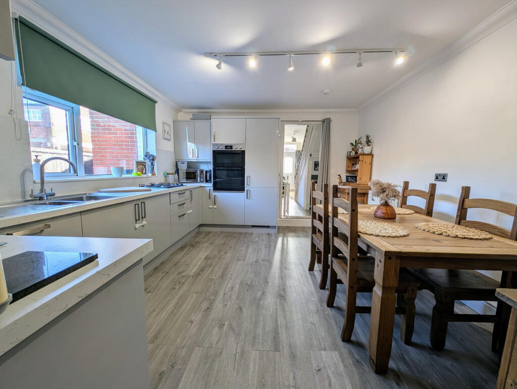 House in Shanklin, Lower Hyde, Luccombe - View 2