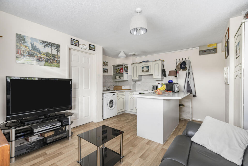 Apartment in Cherwell, Langford Village, Bicester - View 3