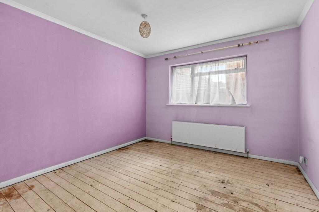 House in Hemel Hempstead - More