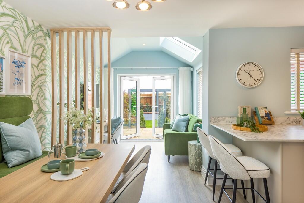 Off Watsham Place, Colchester Road, Wivenhoe, Colchester, CO79WP - View 4