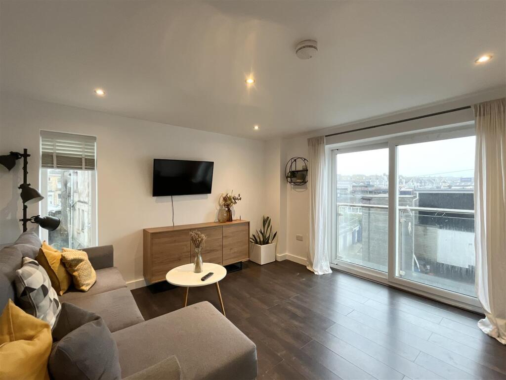 Main image of property: The Crescent, Newquay