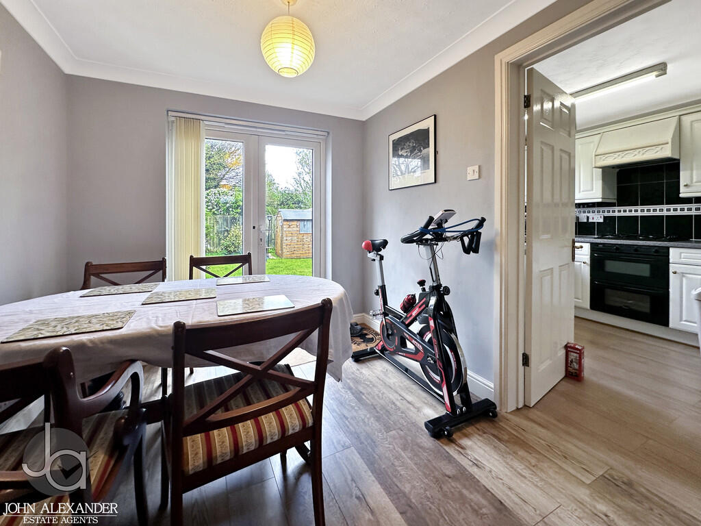 Brock Close, Tiptree photo 3