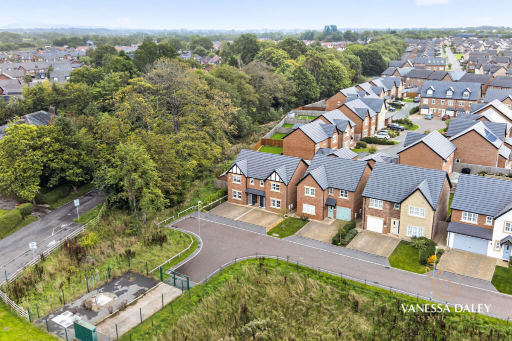 Main image of property: Pipit Grove, Preston, PR2 9