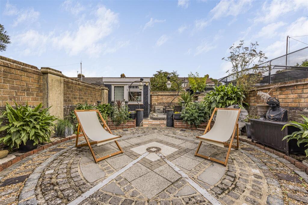 House in Portsmouth, Milton - View 5
