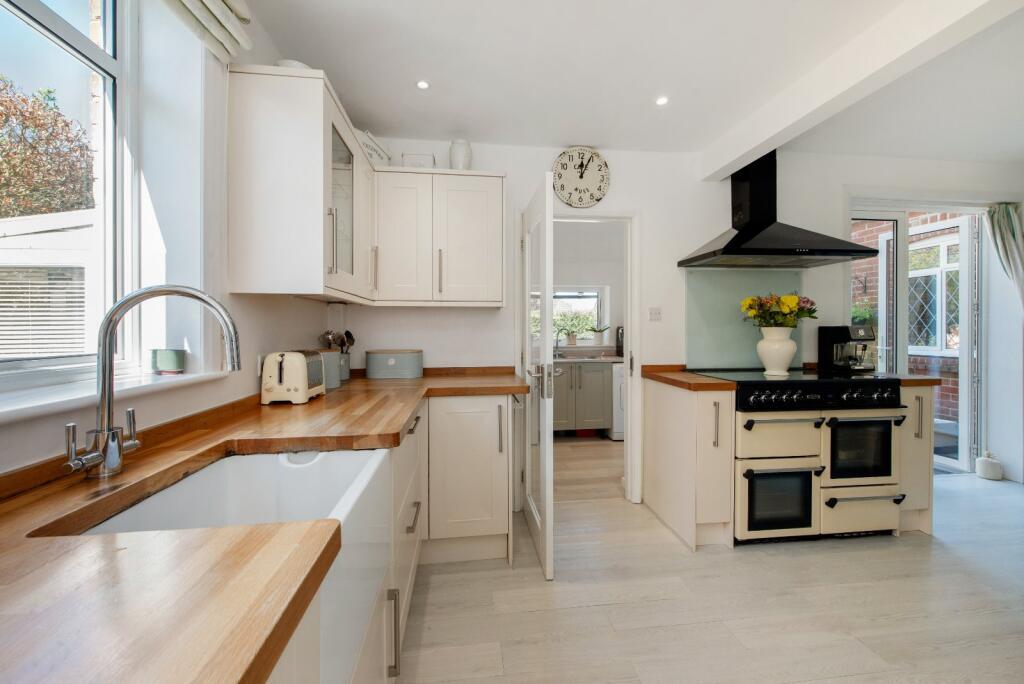 House in East Hampshire, Causeway, Petersfield - View 3