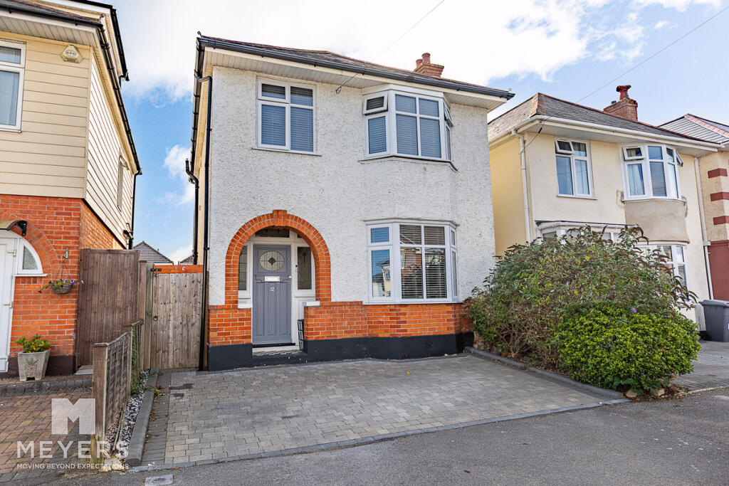 3-bed detached on Heytesbury Road, Bournemouth, BH6 5, £525,000