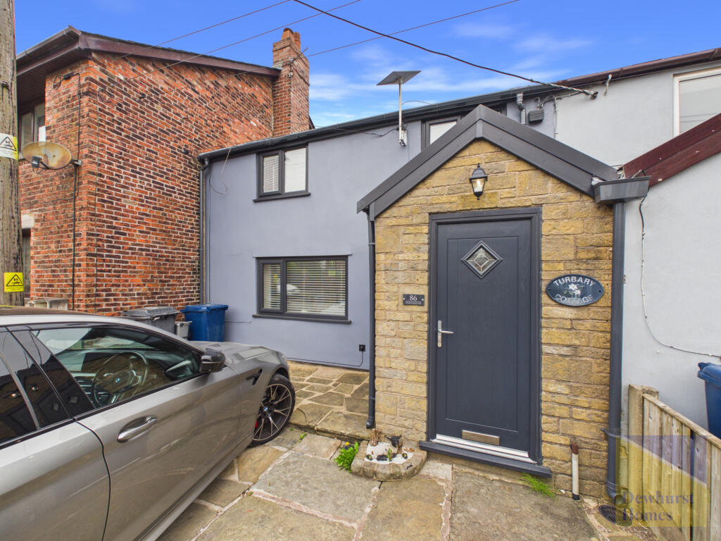 Main image of property: Chain House Lane, Whitestake, Preston, PR4