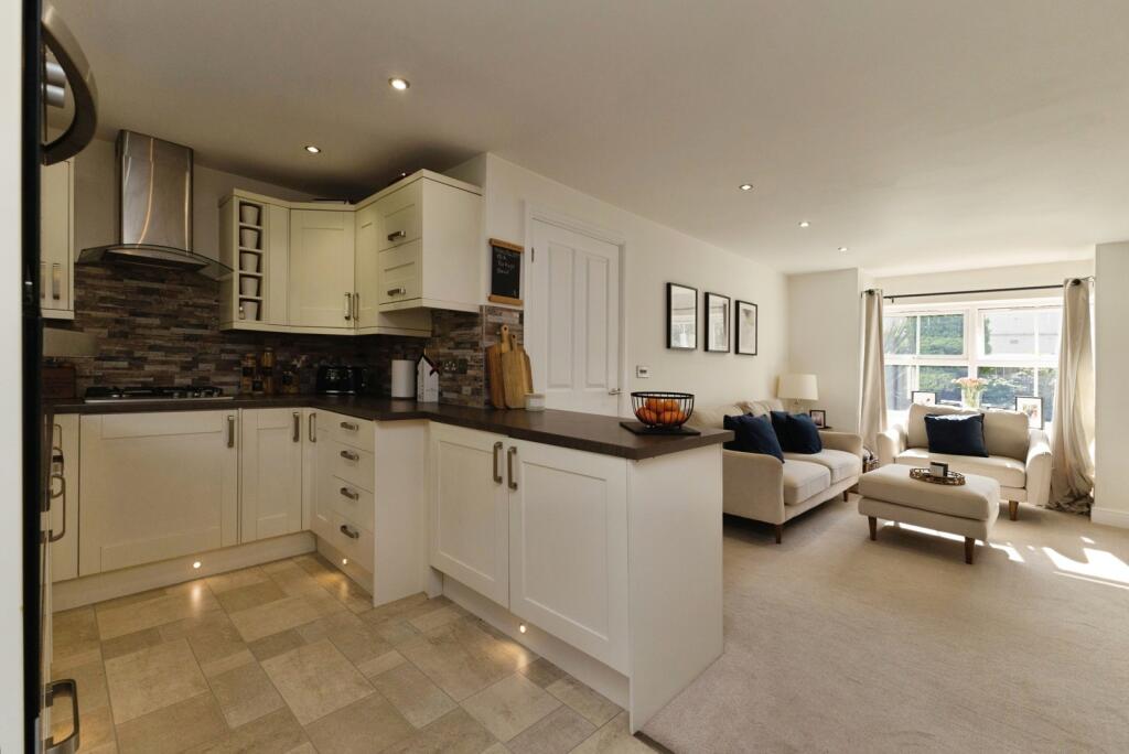 Darlington Road, Stockton-on-Tees, Durham, TS18 photo 3