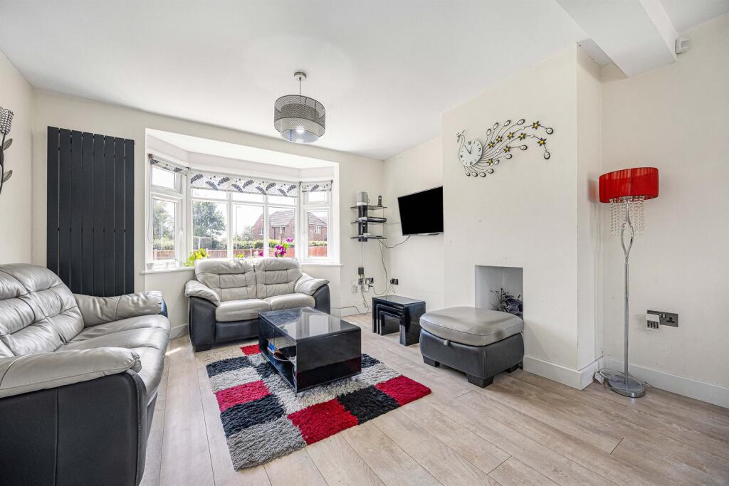 House in Reading, Emmer Green - View 5