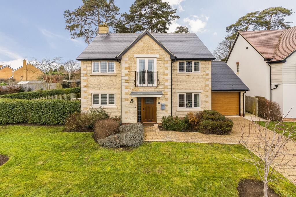 Main image of property: Southmoor Gardens, Southmoor, OX13