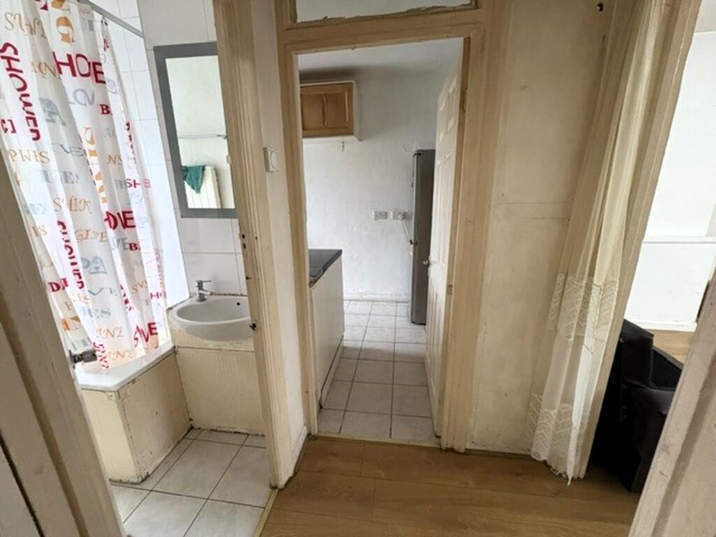 Apartment in London - More